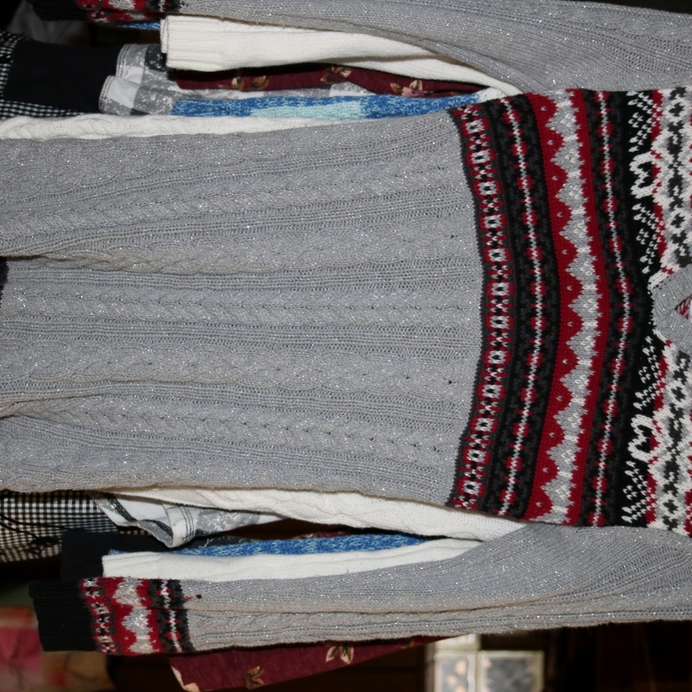 Sweater - Picture 2 of 2
